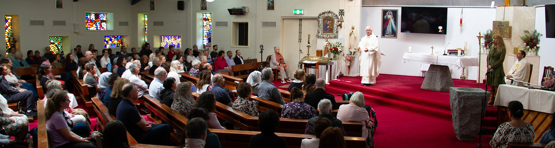 A full church during Fr Rozo’s 2025 Melbourne visit